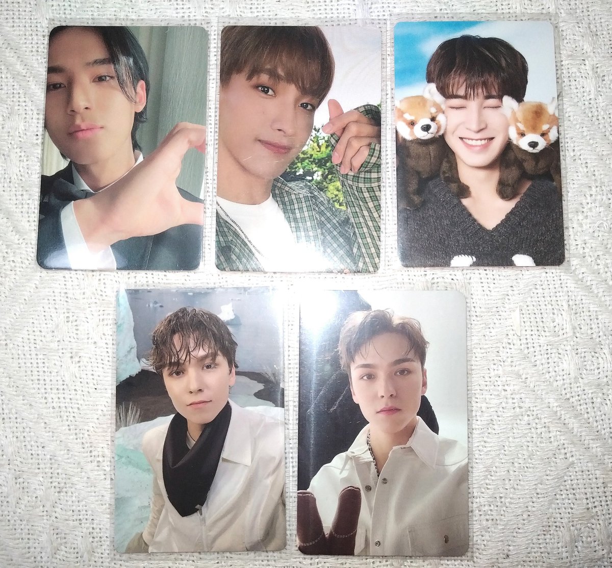 wonu2cart's tweet photo. 𓆩♡𓆪 wts lfb ph | help rt ! *⁀➷#keykeymenu
      — gyu fml carat ver set —
✦ ₱640 + pf(10) + sf
✦ STRICTLY payo
    ...💬 reply mine to claim

t. carat dicon dino svt seventeen scoups jeonghan joshua jun hoshi wonwoo dokyeom mingyu the8 seungkwan vernon dino https://t.co/tKsBX22UAi