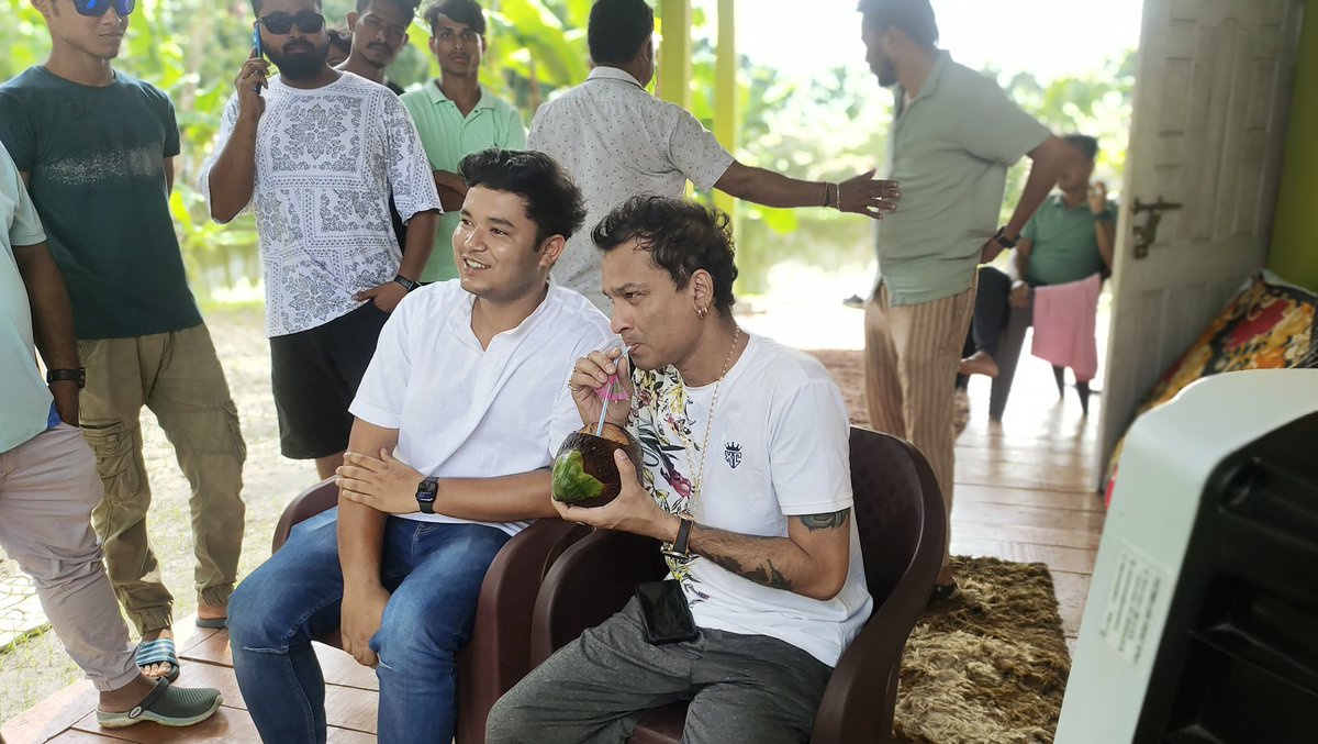 Dimpooraj_India's tweet photo. Drink Healthy , Be Healthy. https://t.co/QKjAec8LlF