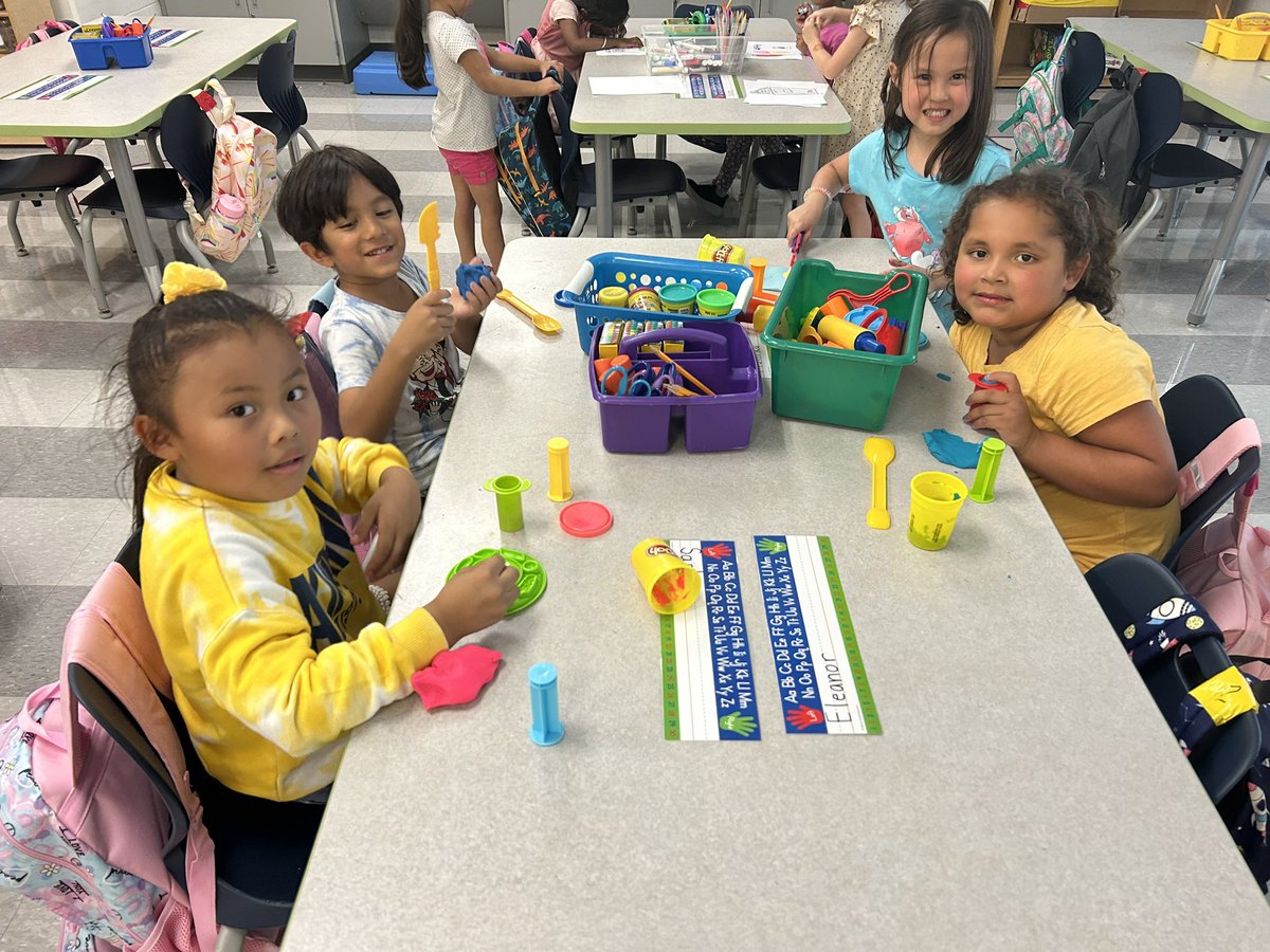 Mrs. Saad's Class tweet media