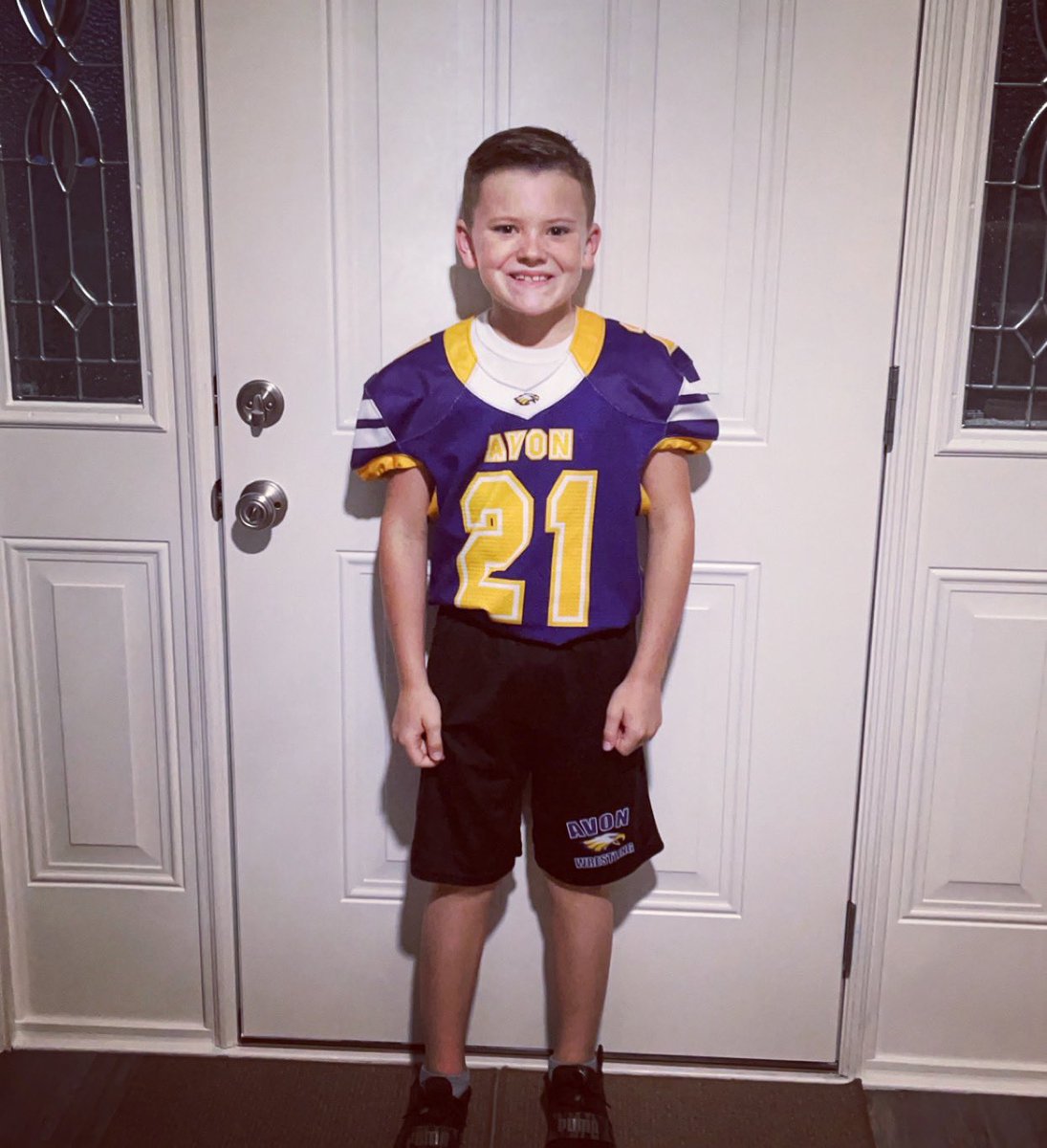 ShannonScheetz's tweet image. Excited to wear his new game jersey to school today 💜🏈💛 Heading down to HOF stadium to see the Eagles play Canton McKinley tonight &amp;amp; his first padded flag game tomorrow @home. #andrewmichaelscheetz #avonfootball Good luck @Hammy07422