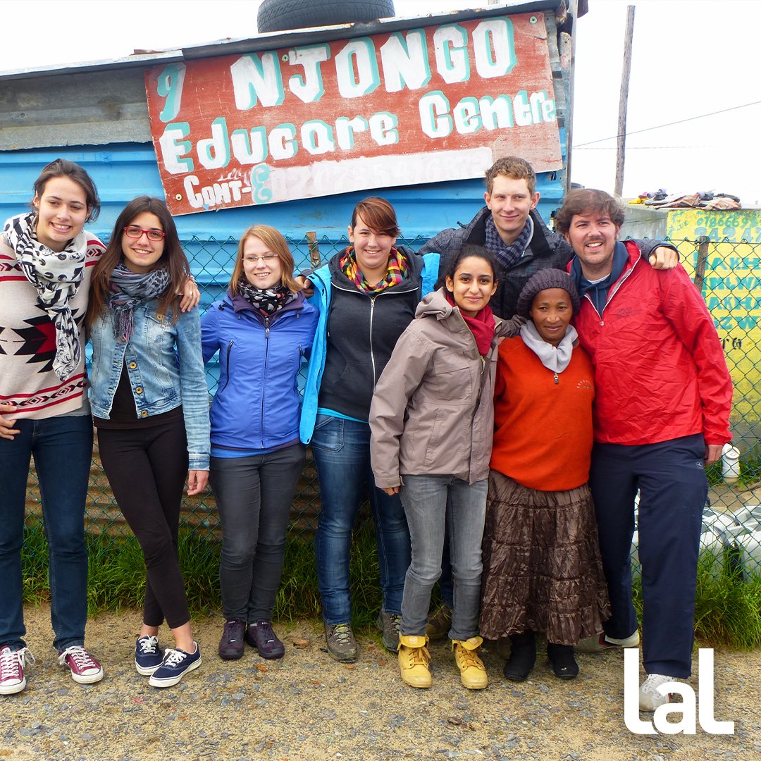 LALschools's tweet photo. Are you looking for a #volunteeringopportunity for your tertiary studies credits or application?💛

With LAL School in Cape Town, you learn English and gain access to #socialvolunteeringopportunities in South Africa.

Click here to apply or to learn more: https://t.co/UEnO7vgjOx https://t.co/t6tyqzd9RE