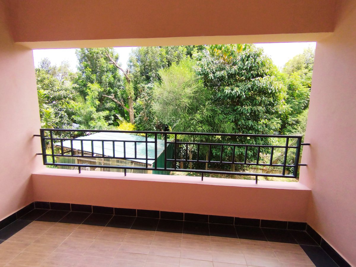 uhproperties_ke's tweet photo. Master bedroom has a walk-in closet, vanity unit and a balcony overseeing the front yard, 
Security, water and electricity supply well taken care of https://t.co/GFR8YdOtwx