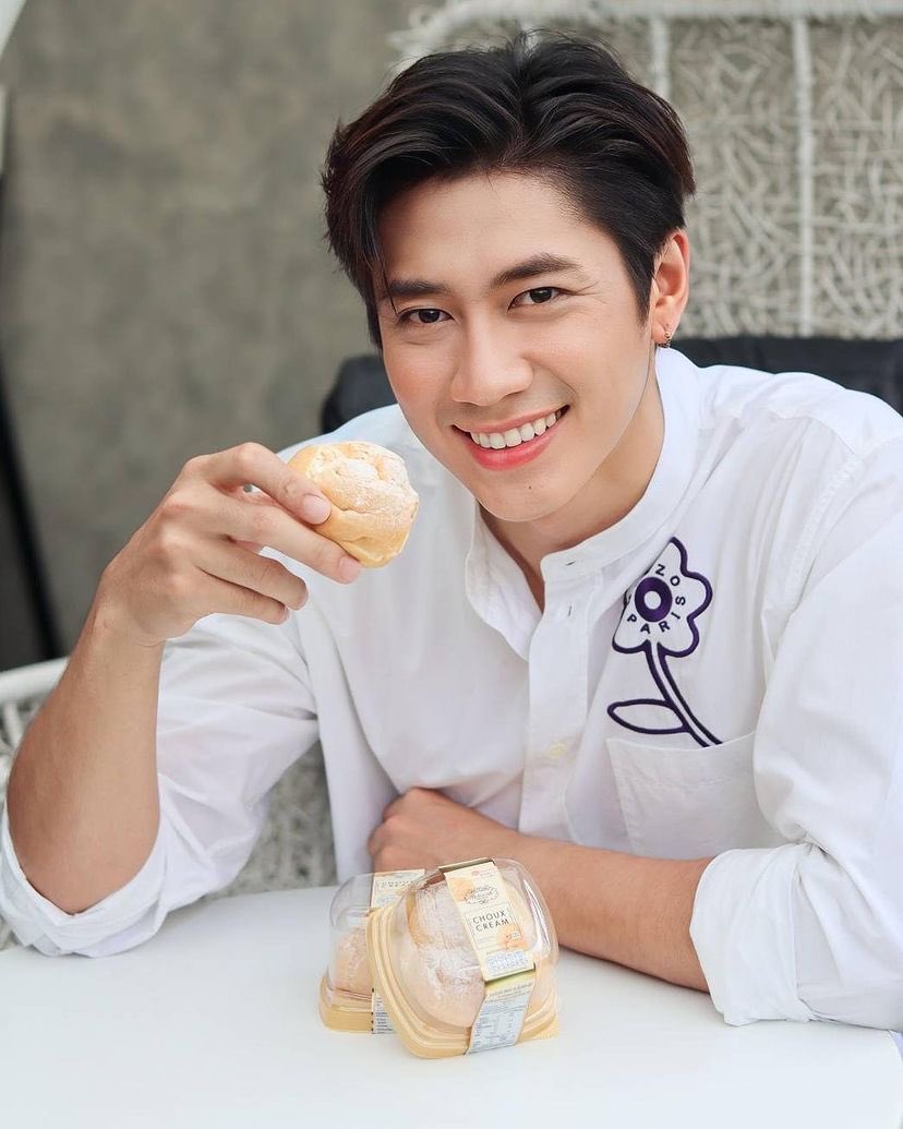 Jinsunmimbs0607's tweet photo. ต้องรีบไปซื้อชูครีมแล้วแหละ
น่ากินมากกกกกกก
#JamR https://t.co/X26L7DKPDx