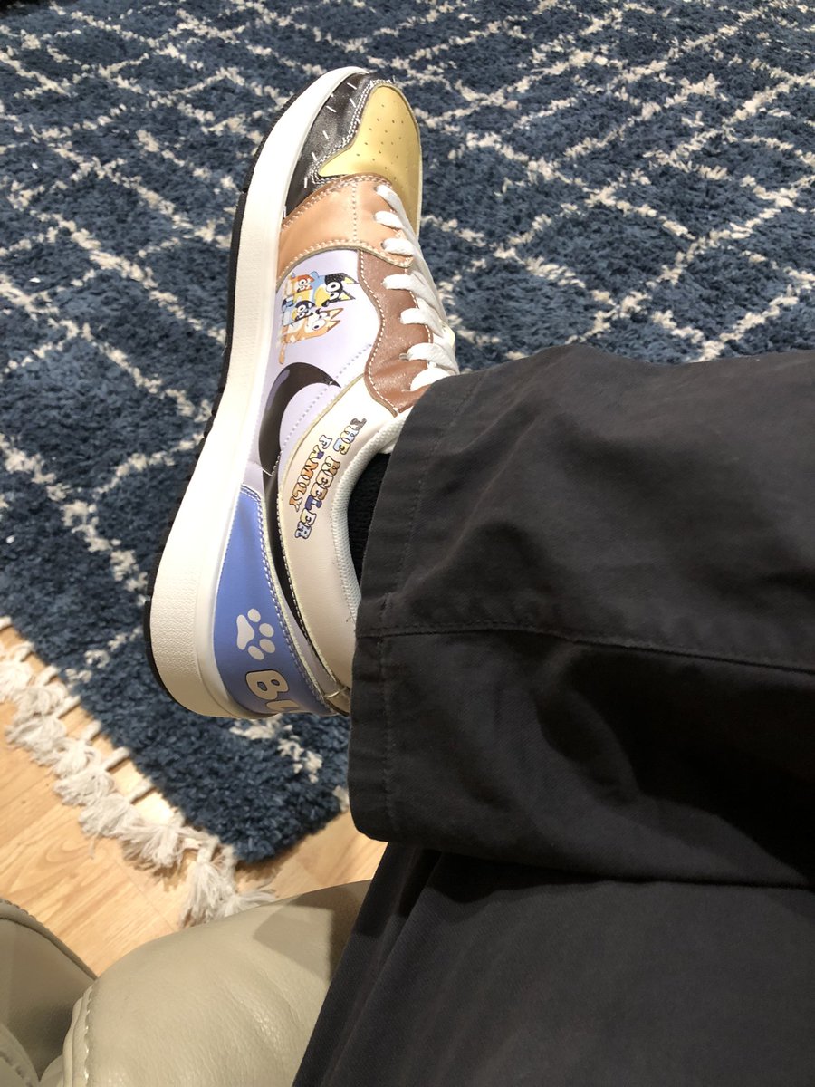 Justin Gomez tweet media