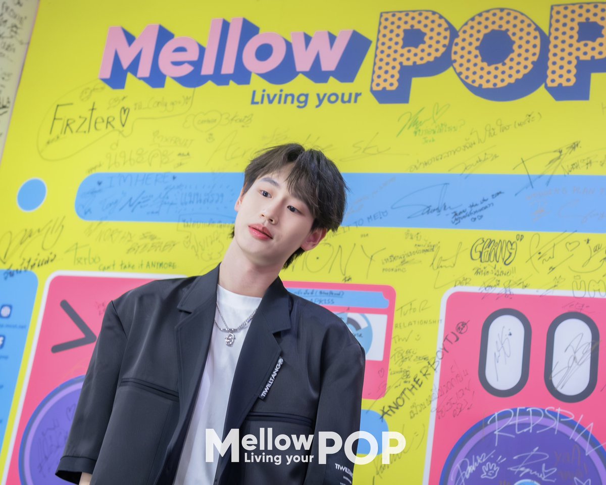 MellowPOP_TH's tweet photo. 📍ภาพบรรยากาศ Live สด กับ 
"หลิวจาง" (Liu Zhang)  แร็ปเปอร์มากความสามารถ ❤️‍🩹🌟

#MellowPOPxLiuzhang 
#MellowPOP
#Liuzhang
#AK刘彰 https://t.co/Dfysh0foJV