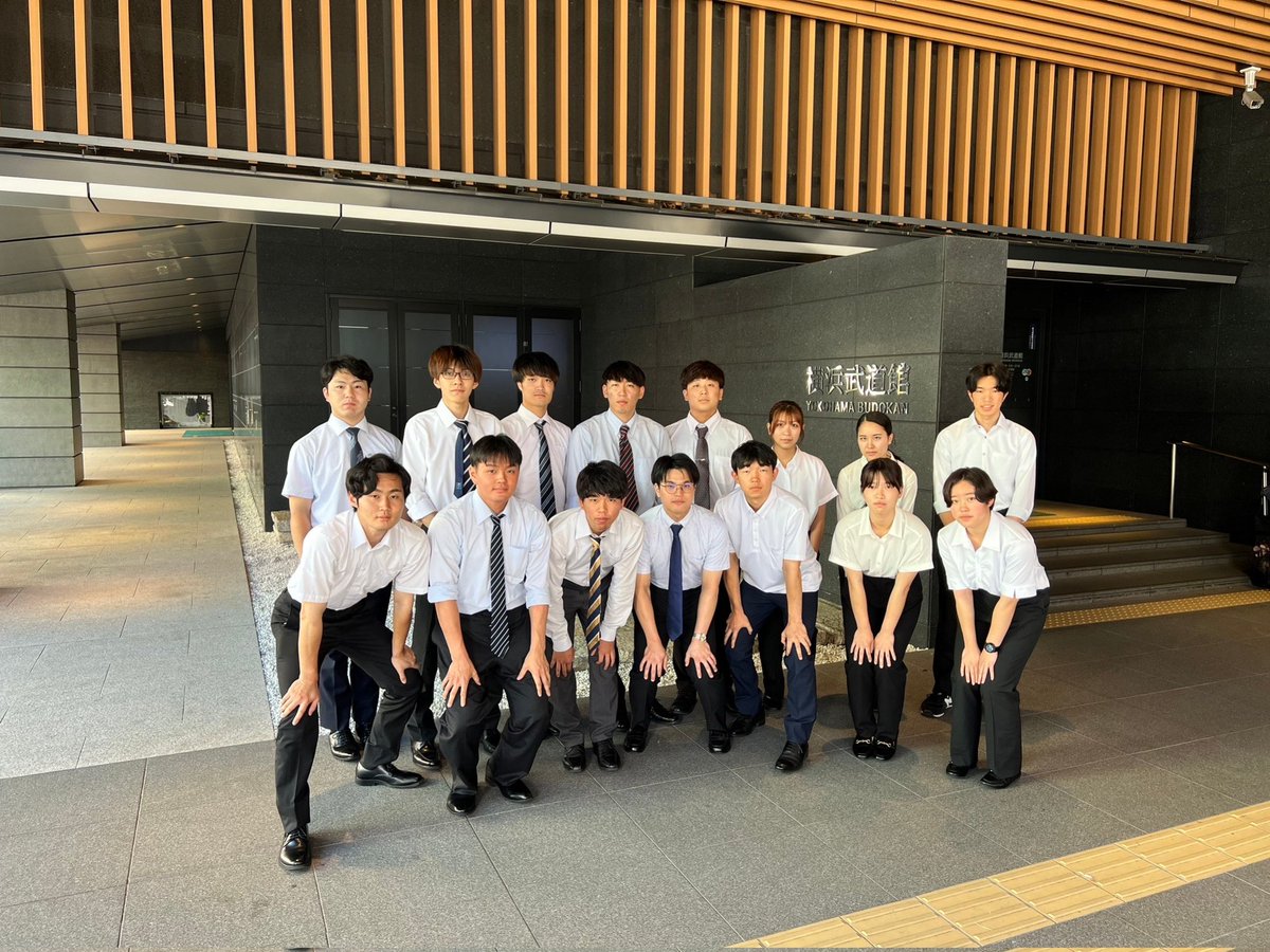 ibrkdigkknd's tweet photo. 8月24〜25日に関東甲信越剣道大会に出場しました。男子は前年度優勝校として出場しましたが力及ばず予選リーグ2位で敗退しました。女子も奮戦しましたが予選リーグで敗退しました。個人では鈴木雄大選手がベスト8、長谷川優���選手が16まで残ることが出来ましたが入賞出来ずに悔しい思いをしました。 https://t.co/AT9k9rQyml