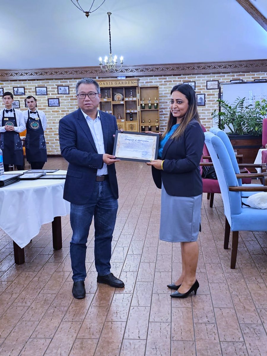 DivyaTh64419987's tweet photo. #Ujbekistan #internationaluniversityoftourism #samarquand #transportstateuniversity #tashkant https://t.co/bDKKnRdRg7