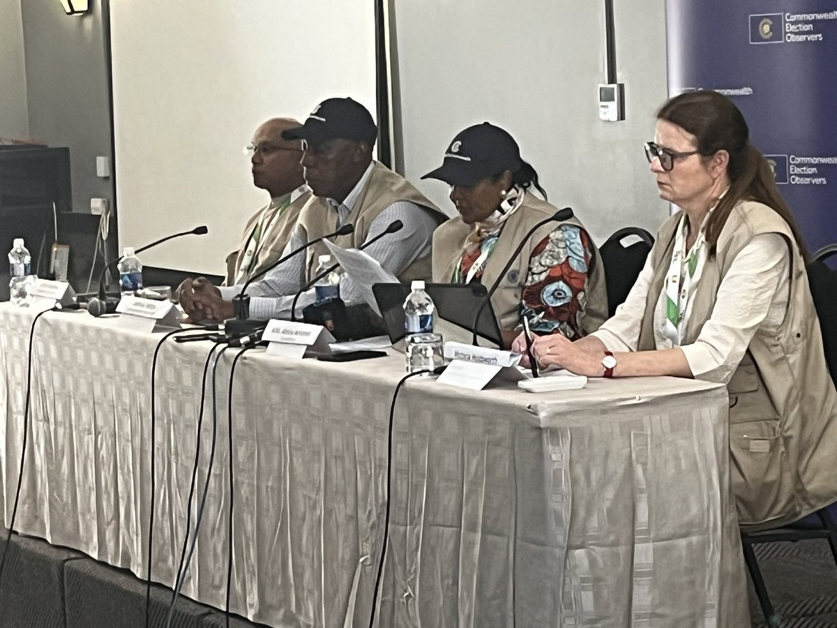 The COMMONWEALTH OBSERVER MISSION SINGLES OUT FAZ FOR VOTER INTIMIDATION ON ELECTION DAY. THE GROUP SET UP EXIT POLLS WHERE THEY RECORDED NUMBERS OF VOTERS. 

#ZimbabweDecides2023