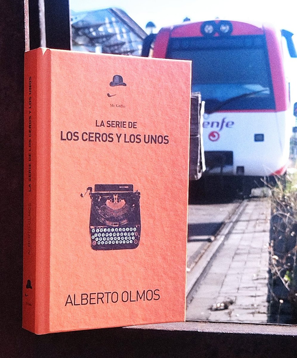 espaciosanfeliz's tweet photo. 🚂 El verano es para leer y el tren nos trae una nueva recomendación.
«Quiero escribir lo que estoy escribiendo cuando pienso». Un ejercicio. Un experimento. La novela de cómo se hace una novela. Una obra maestra del gran @alb_olmos.
#albertoolmos #factor #espaciosanfeliz https://t.co/HNuTUB3W7b