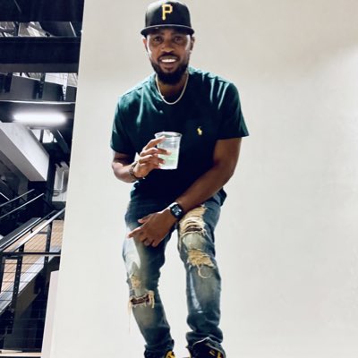 Bosschatter1's tweet photo. #NewProfilePic https://t.co/W9STB3ULuO
