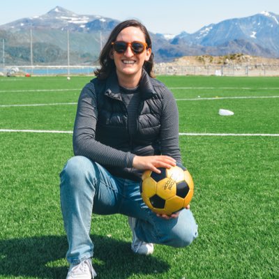 lafatimite's tweet photo. #NewProfilePic who dis? ⚽️💪🏻 https://t.co/1uI4UxbeD4