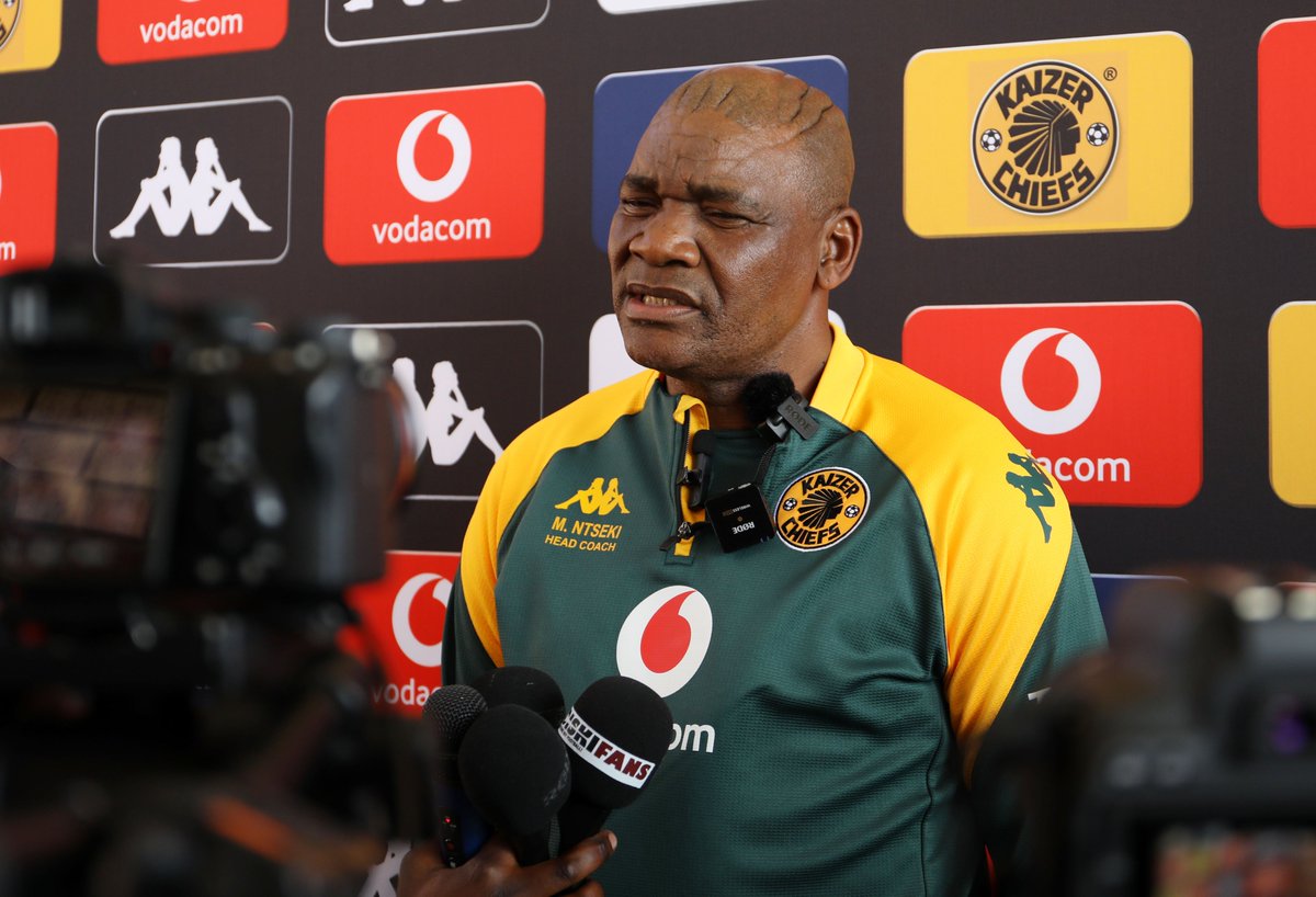 BackpageMedia's tweet photo. Kaizer Chiefs Media Day✌🏻

📸Muzi Ntombela/BackpagePix

#SouthAfricanFootball #KaizerChiefs #Amakhosi #DStvPremiership #SuperDiski #Diski https://t.co/lW1ulEni3V