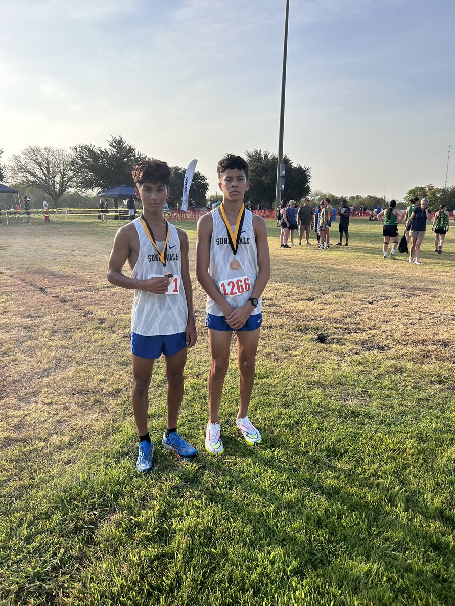Sunnyvale Boys XC tweet media