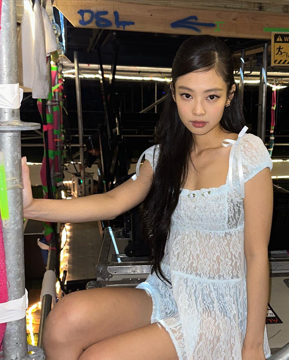 jenniesrenes tweet picture
