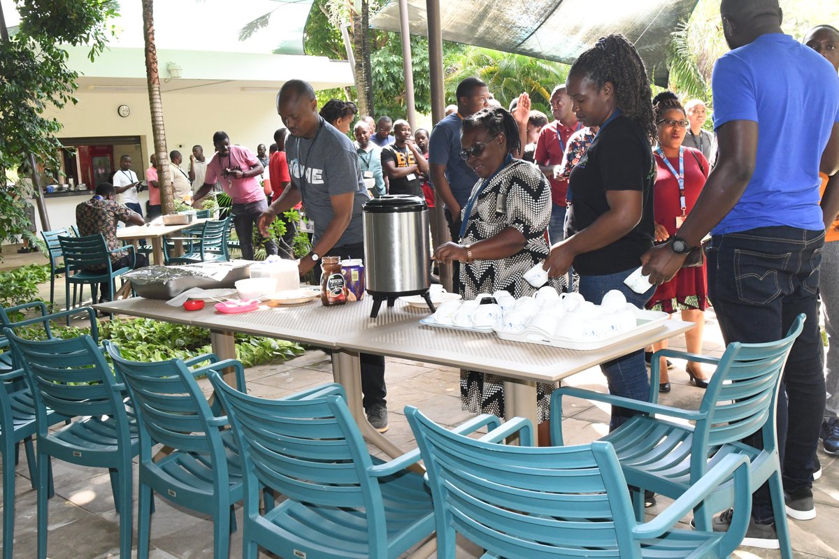 KEMRI_Wellcome's tweet photo. Our teams have been busy at work!
Celebrating the month of August during our #programmenews forum where we catch up with the programme activities for the month. https://t.co/miqPp1vZsE