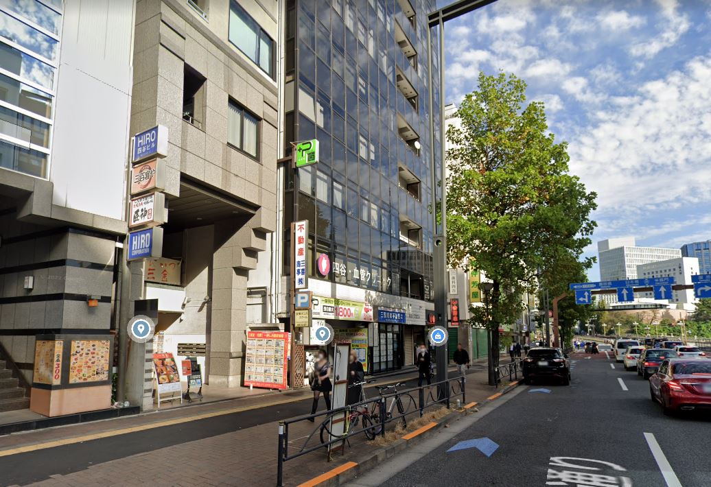 itayakanoya's tweet photo. ★★★店舗物件★★★ 
四ツ谷で居酒屋居抜き物件が出ました。
B1階28坪で賃料は36万円、造作譲渡費で150万円です。
新宿区四谷1丁目　
物件番号 200710-42
https://t.co/p6nXwt9FxC
無料会員募集。03-3518-9545
https://t.co/5BkNPvNO3e https://t.co/LwnG9Lhv7z