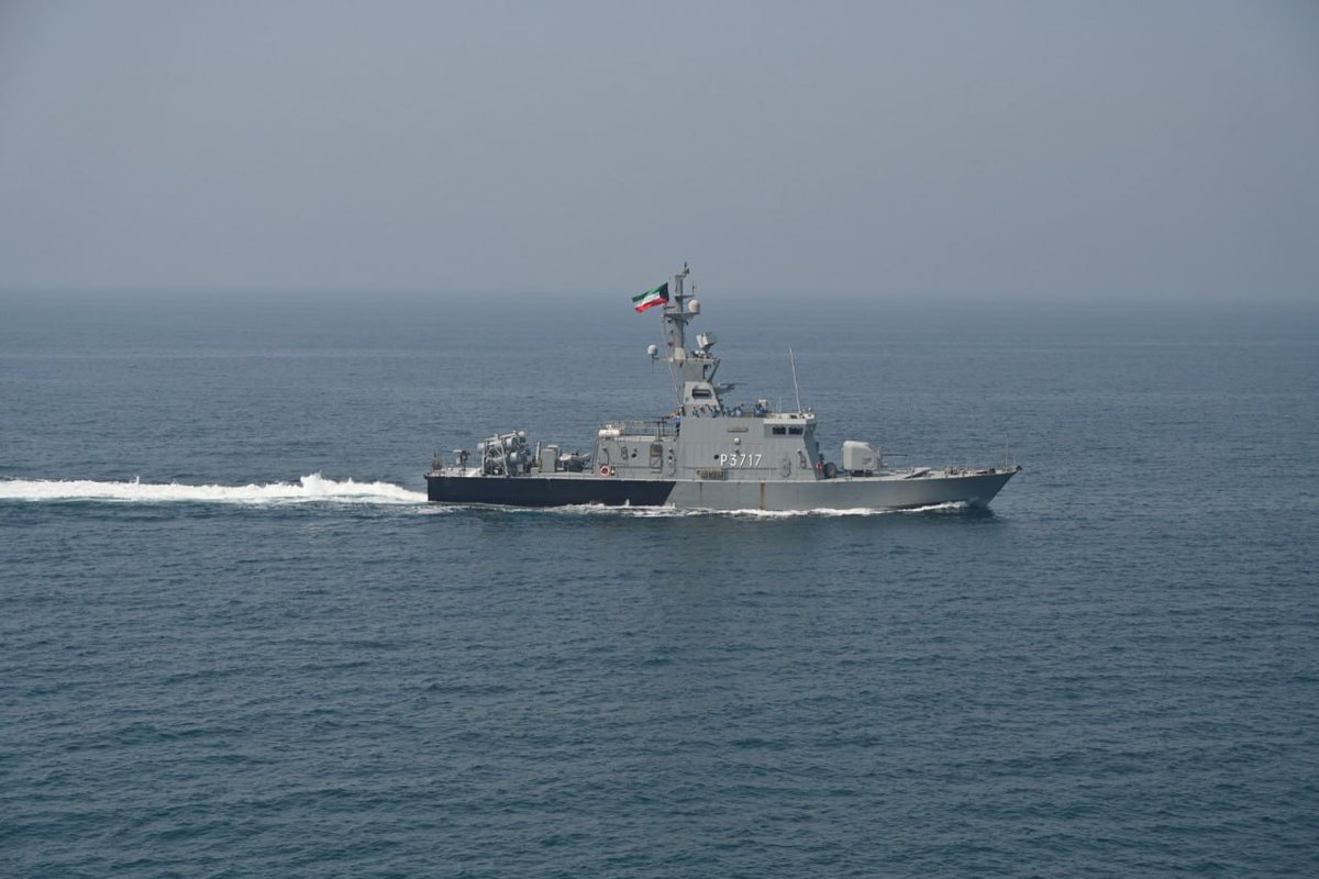 Resonant_News's tweet photo. Continuing with #IndianNavy's focus on enhancing #interoperability & to foster a common understanding of security challenges, #INSVisakhapatnam with #FOCWF embarked undertook Maritime Partnership Ex with #KuwaitNavy involving manoeuvres & communication drills.
- Indian Navy https://t.co/vj3QbG1JiF