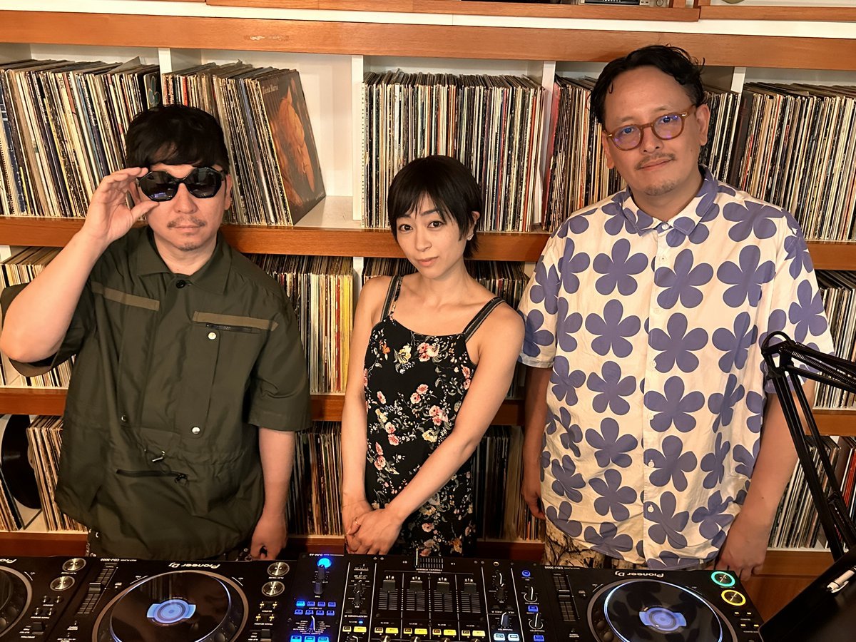 blockfmjp's tweet image. ラジオ | 今夜21時から #TCYRADIO 📻                    

ゲストに宇多田ヒカル
(@utadahikaru)をお迎え！宇多田ヒカル「Gold　～また逢う日まで～ (Taku’s Twice Upon a Time Remix)」についてたっぷりインタビュー🎙️TCY RADIOでしか聴けないトークは必聴🎧🔥

放送はこちら🔽…