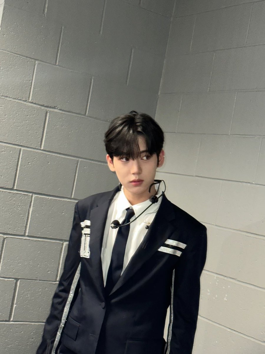 ZB1_official's tweet image. _💌

안녕하세요 한유진입니다 
제로즈으 많이 기다렸죠 이제 사진이 많이 없다ㅏ 다시 열심히 찍어볼게요 어떤 느낌의 사진이 좋아여? 

#HANYUJIN #한유진
#ZEROBASEONE #ZB1 #제로베이스원