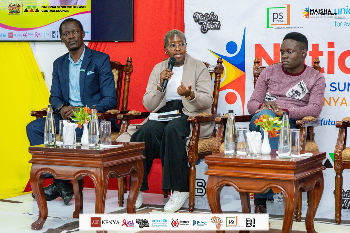 Octo_kamaah's tweet photo. As young people, it's crucial for us to embrace innovative ideas and challenge the norms. Disruptive leaders spark change, paving the way for a brighter and healthier future. #YouthLeadershipSummit
#MaishaPreConference
#MaishaConference2023 https://t.co/8tWDHD8mHq