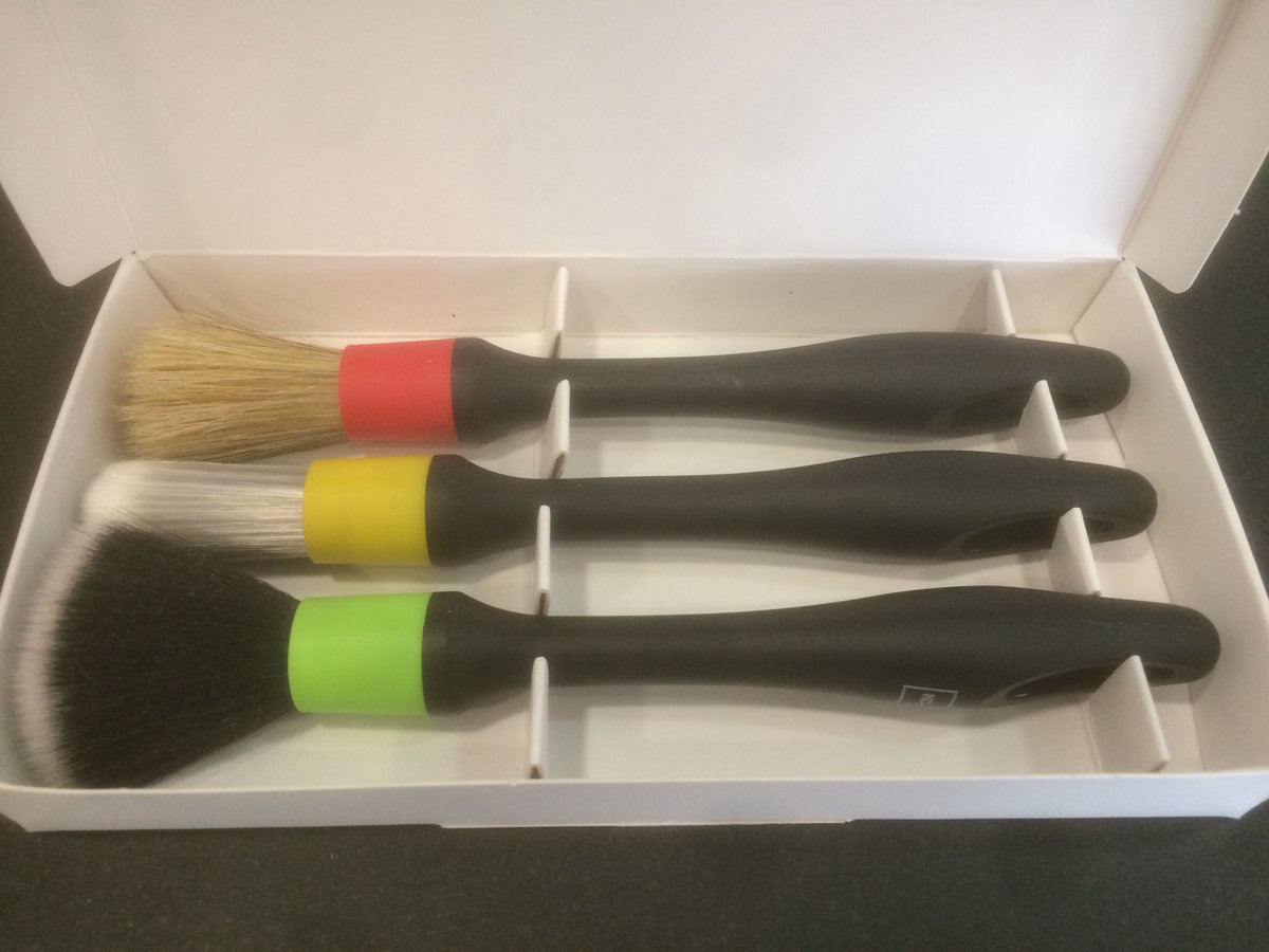 Available in #Lisbon through Go Detail.
Interior brush set by #kochchemie