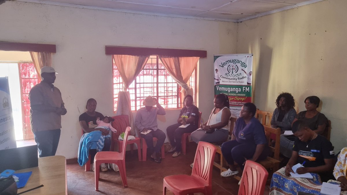 baz_zw's tweet photo. Information and elections in the digital era workshop in Chipinge, Vemuganga CRS
#communitymedia #electionstraining
@FranceZimbabwe @UNDPZimbabwe @unescoROSA @ZECzim @euinzim https://t.co/NXzOw9K5wh