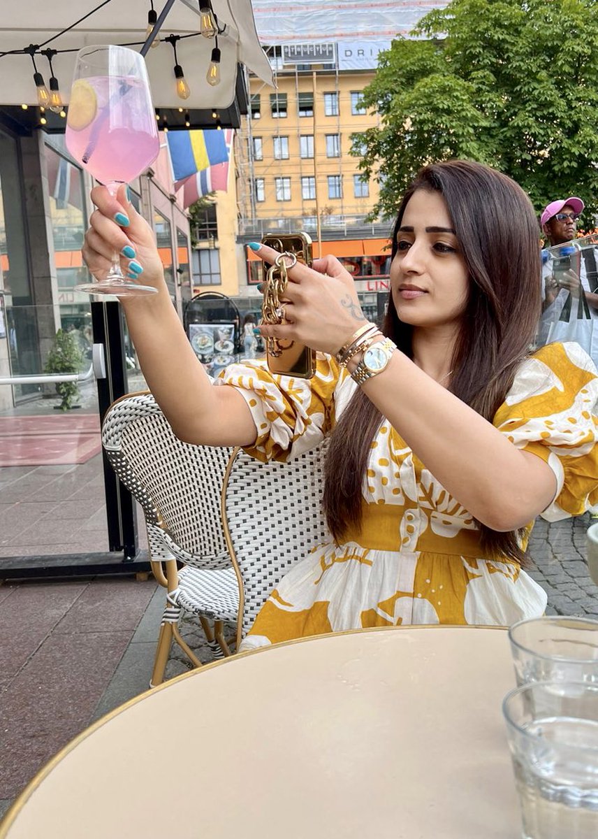 trishtrashers's tweet photo. 🍋+🍓=💗
#summerof2023 ❤️🧿 https://t.co/qunQecIVoA