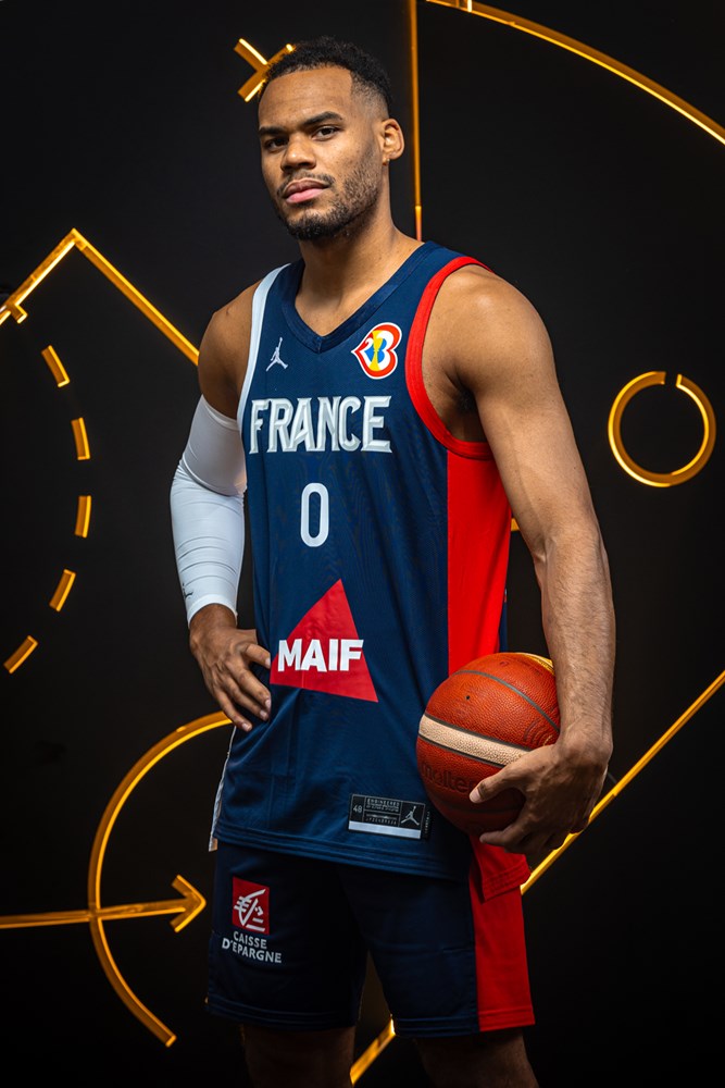 ASMonaco_Basket's tweet image. ‼️ 𝙅𝙊𝙐𝙍 𝙅  pour nos #RocaBoys avec l'Equipe de France 🇫🇷 #fibawc

🙌 𝘼𝙡𝙡𝙚𝙯 𝙡𝙚𝙨 𝘽𝙡𝙚𝙪𝙨 ! 🔵⚪️🔴
📸 @FIBA