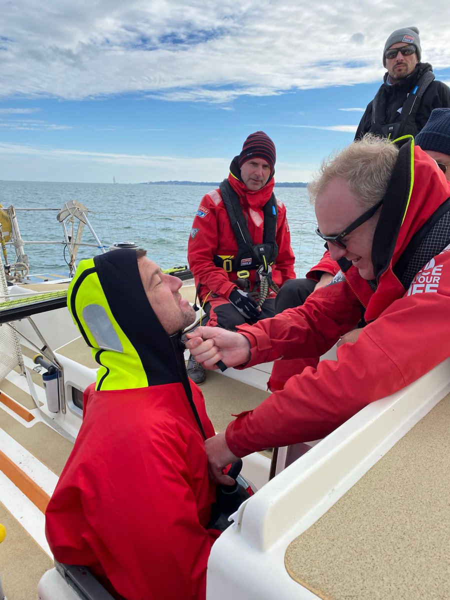 Water safety training- not just for ocean racing!
Did you know that every year there are several hundred accidental drownings in UK waterways?
That’s why @WMSAR set up #HomeandDry… free online water safety training that might just save a life!
Support at totalgiving.co.uk/mypage/southat…