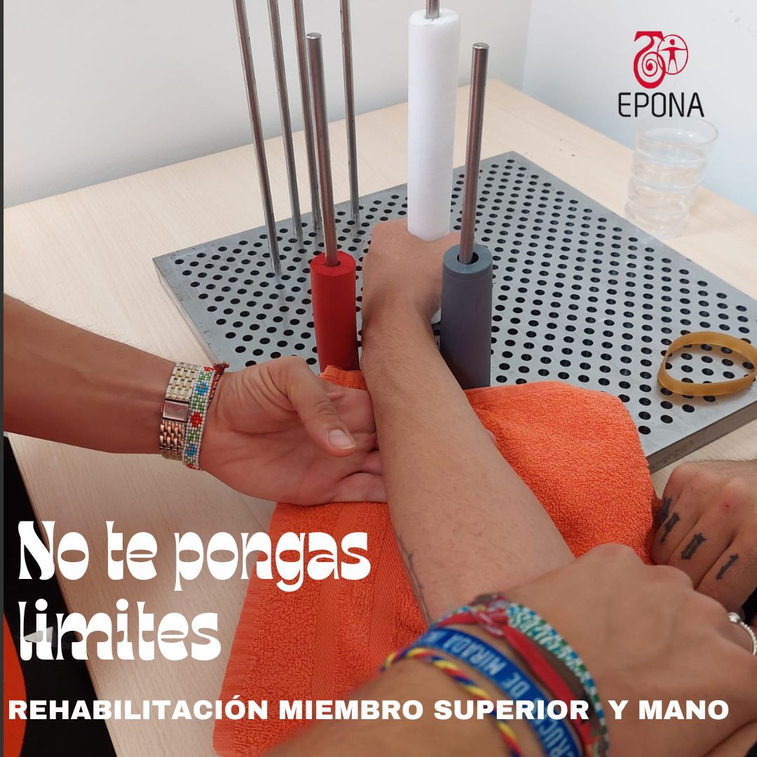 CentroEpona's tweet photo. En @centroepona  estamos especializados en rehabilitación del Miembro Superior y la Mano. Utilizando  la tabla canadiense destinada a facilitar,dirigir y aumentar movimientos regulados biomecánicamente, en su amplitud, trayectoria, su fuerza y resistencia. #Terapiaocupacional https://t.co/CvyePgjG6a