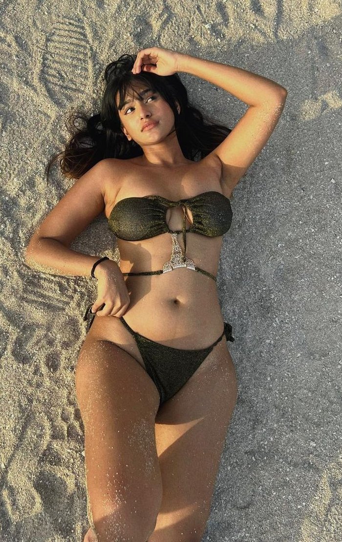 F4XR8v3aAAA5iGh?format=jpg&name=medium