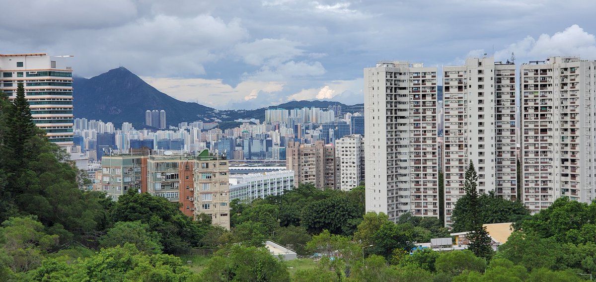 mlearning2010's tweet image. Loving the view from this new place! #newbeginnings #viewfromthetop