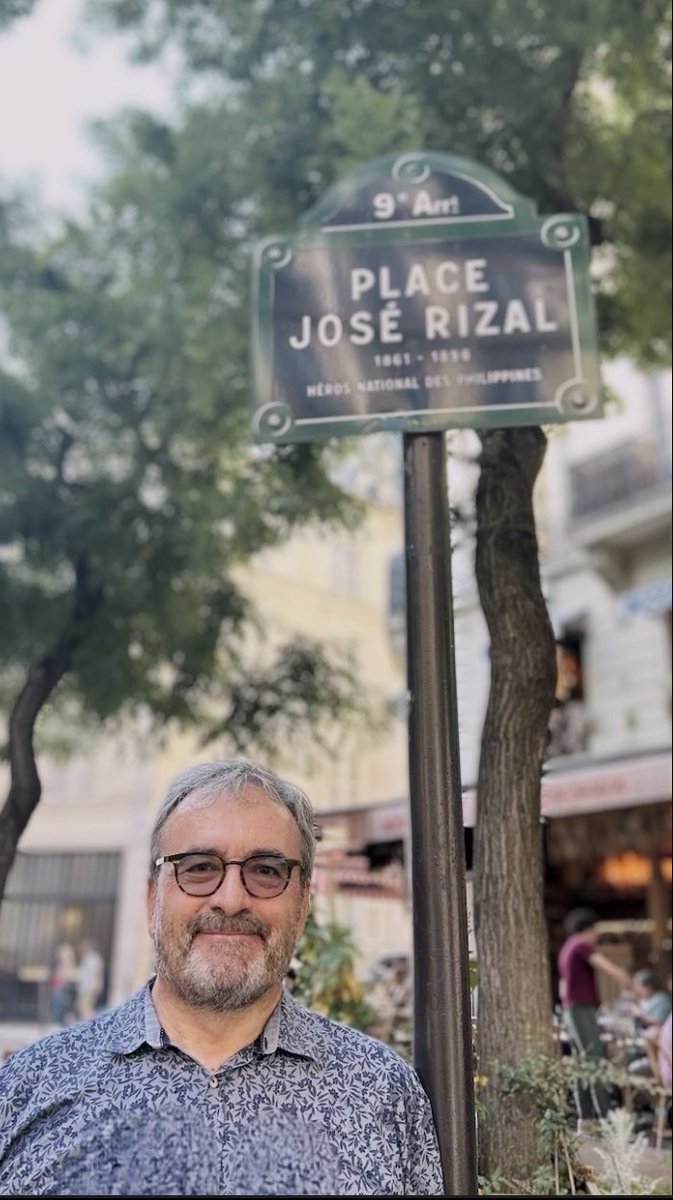 EUAmbPH's tweet photo. Walking in the steps of Jose Rizal who once lived in this neighbourhood of Paris 🇫🇷 🇪🇺 and now has a square named after him.

As I have delved deeper into the rich tapestry of history and culture of the Philippines 🇵🇭, this stop now holds greater significance for me 🤝 https://t.co/CycLoTQFl9