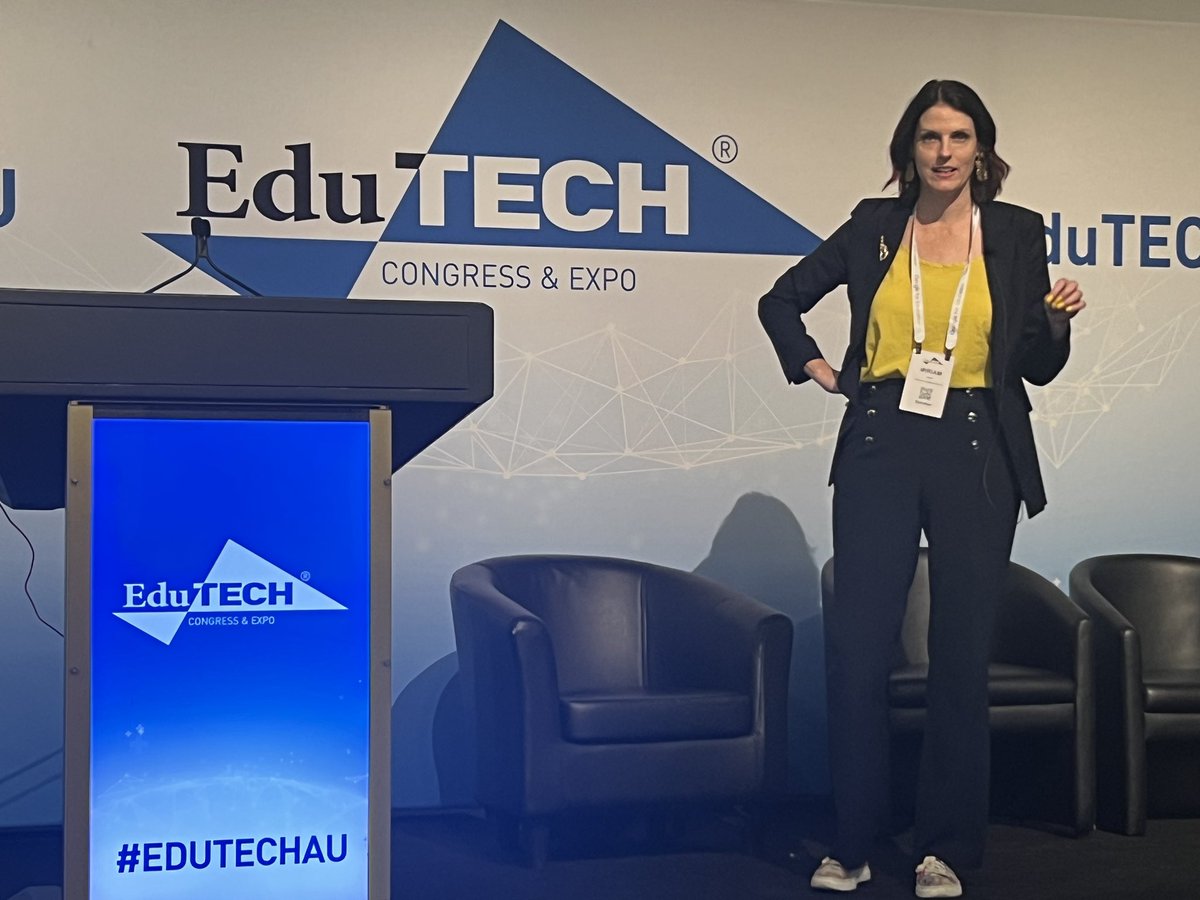 After a big few days, smashed out a session on using online spaces to work smarter, not harder. Love my job 🤘 #EduTECHAU #teachervoice
