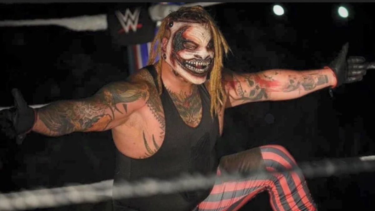 RyRy_Taylor's tweet photo. Whatever you like, someone is always your favourite.
Bray Wyatt was my guy. 

RIP Windham Rotunda and thank you for being the man behind one of, if not my all time favourite wrestler ❤️

🎶He’s got the whole world, in his hands 🎶 https://t.co/9xlTVpkNKz