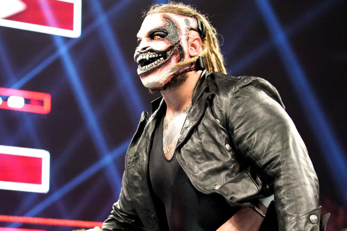RyRy_Taylor's tweet photo. Whatever you like, someone is always your favourite.
Bray Wyatt was my guy. 

RIP Windham Rotunda and thank you for being the man behind one of, if not my all time favourite wrestler ❤️

🎶He’s got the whole world, in his hands 🎶 https://t.co/9xlTVpkNKz