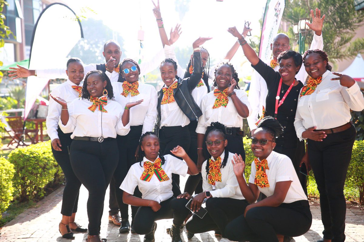 DefneyOwuor's tweet photo. Young people are leveraging diverse skills within different organizations, utilizing innovation to guarantee their contributions are valuable in the domain of corporate volunteering.
#GDDAfricaConf2023 @UNV_ESARO @VSOKenya @Krcs_NRbBranch @siasaplace @GoodDeedsDay @AfricaforSDGs https://t.co/lZFS6QSN3D