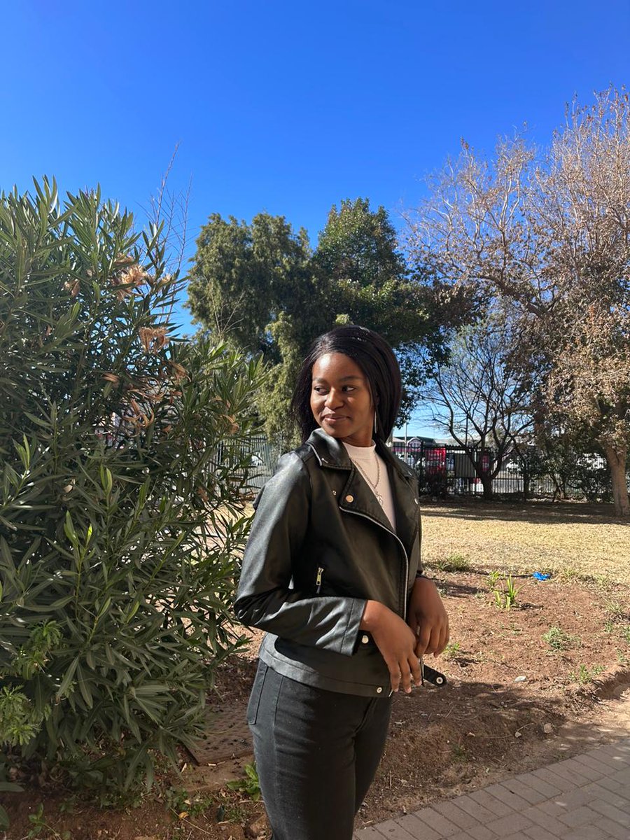 topmodelmickey's tweet image. Friday again😚😚😚
Inkabi Dj Zinhle katlego #FYP