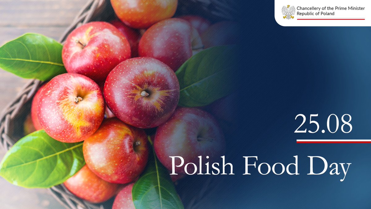 Today is #PolishFoodDay! 🇵🇱🍎 Apples are the most famous Polish fruit in the world. In July, #Poland exported almost 13,500 tons of apples to 19 countries outside the European Union, most to Asia.
