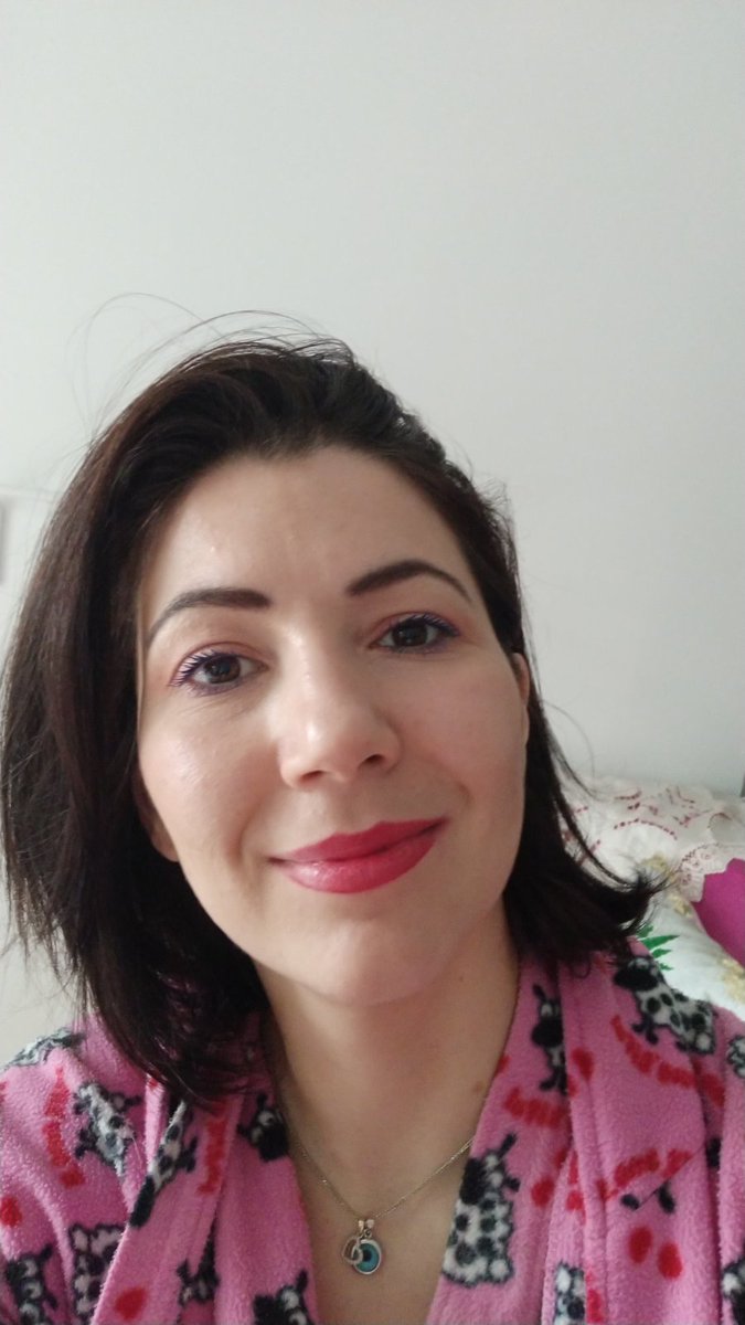 Καλημέρα σε όλους τους φίλους μου :)  ❤️🧡💛