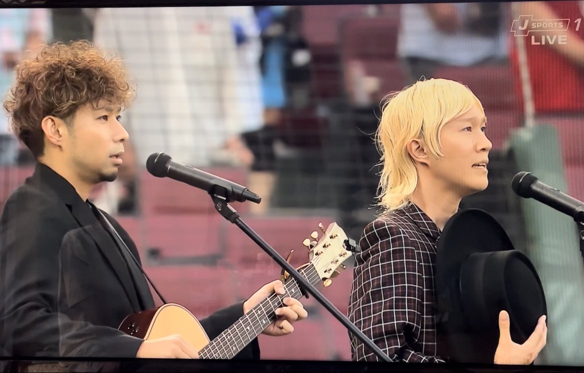 ysdymd_msm's tweet photo. 国歌斉唱観れた😭テレビで📺

#吉田山田 https://t.co/YAZzkBmlWZ