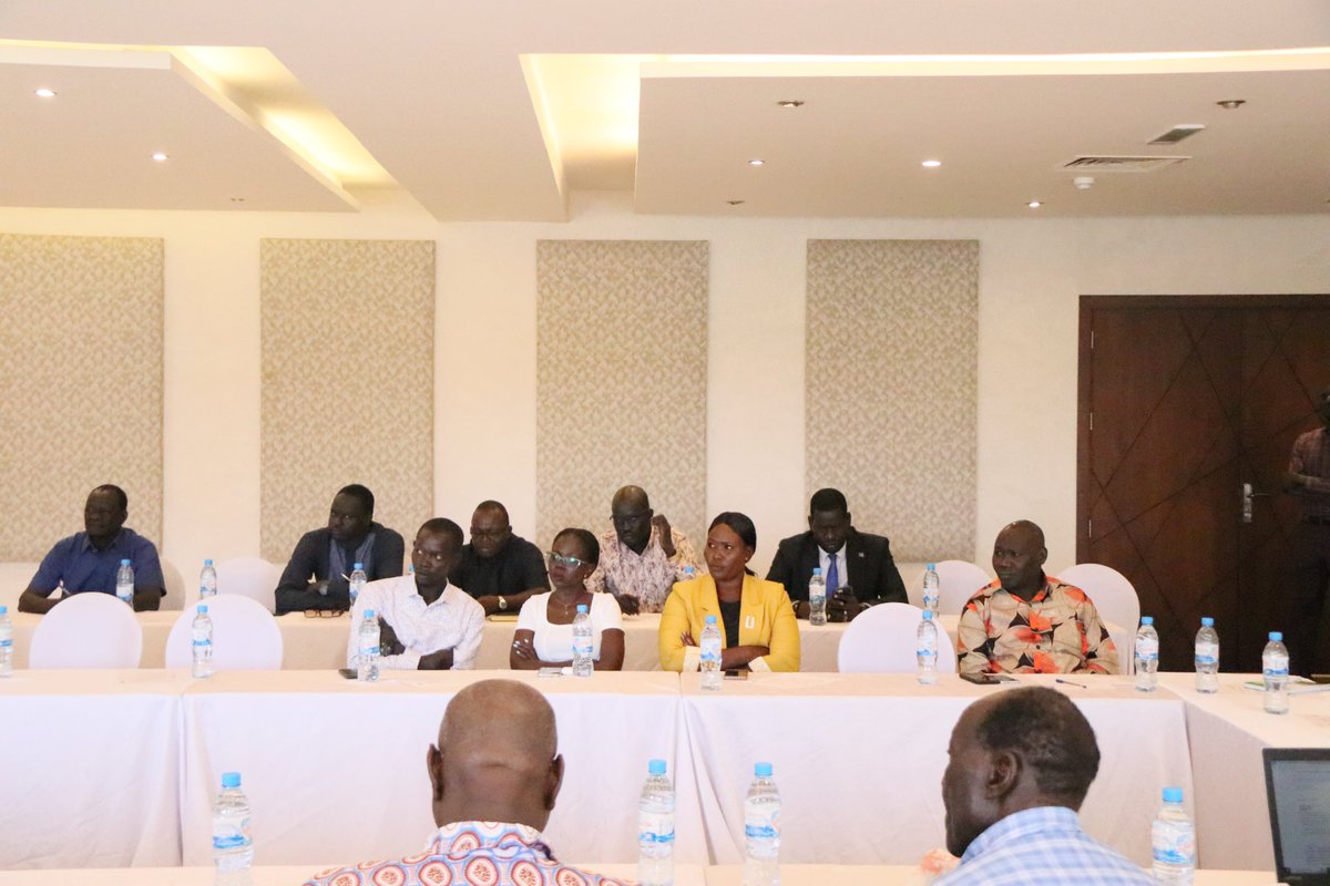 unwomenssudan's tweet photo. @undpsouthsudan @unwomenssudan @AfDB_Group
along with the Ministry of Youth and Sports convened the final validation of the Capacity Development Plan to enhance the government’s ability to support private sector development and economic empowerment for youth and women.#PSDFC https://t.co/iDstyxiJD5