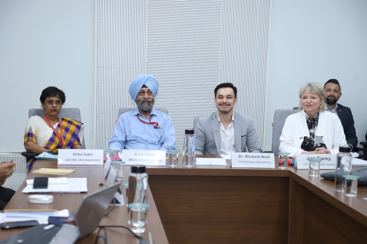 IndianStandards's tweet photo. During the meeting with the delegation, discussions were held on Indian Standards for Infant Nutrition and on the Foreign Manufacturers Certification Scheme of BIS. (2/2)

#Nutrition #IndianSchemes #BureauofIndianStandards #ManakBhawan https://t.co/LWIRCcHUAA