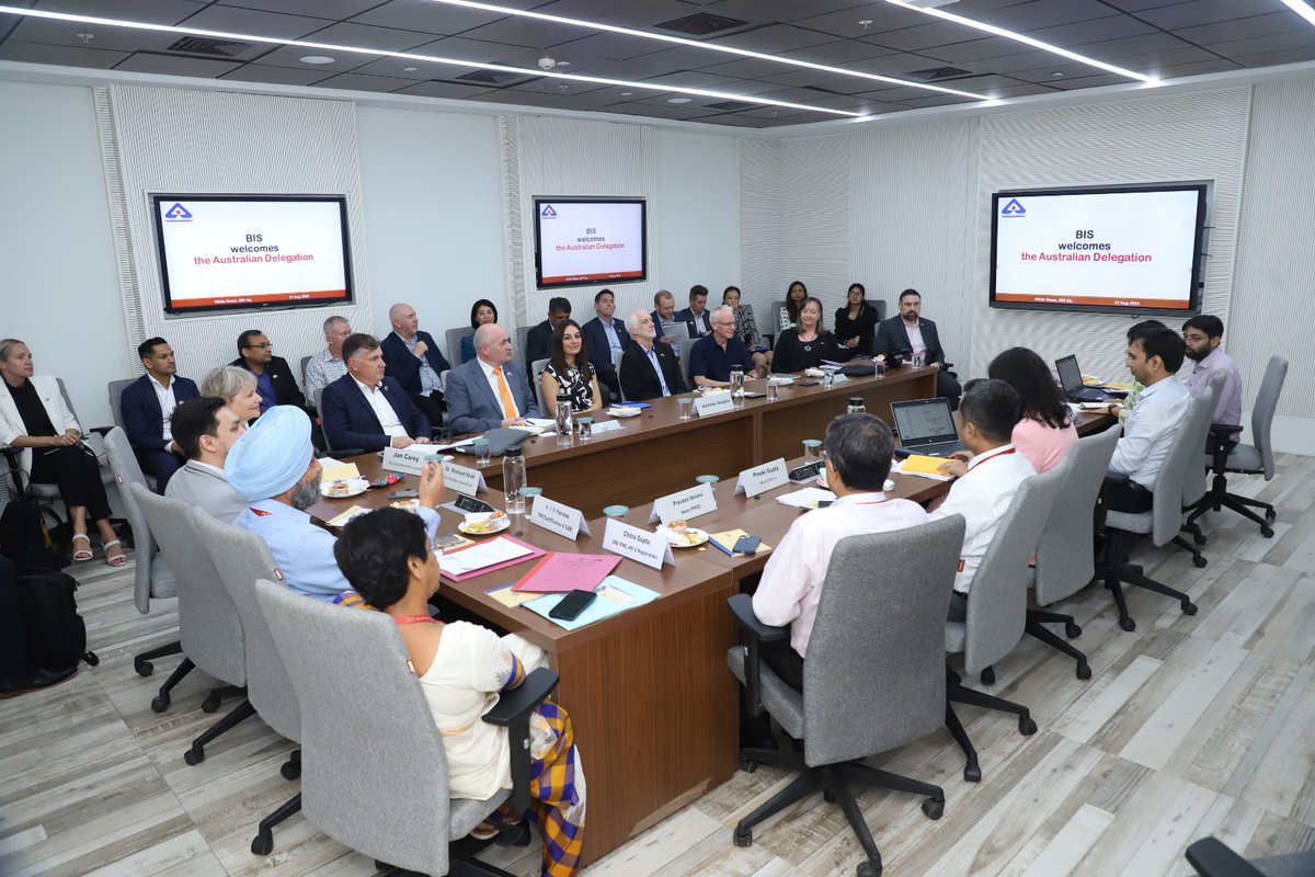 IndianStandards's tweet photo. During the meeting with the delegation, discussions were held on Indian Standards for Infant Nutrition and on the Foreign Manufacturers Certification Scheme of BIS. (2/2)

#Nutrition #IndianSchemes #BureauofIndianStandards #ManakBhawan https://t.co/LWIRCcHUAA
