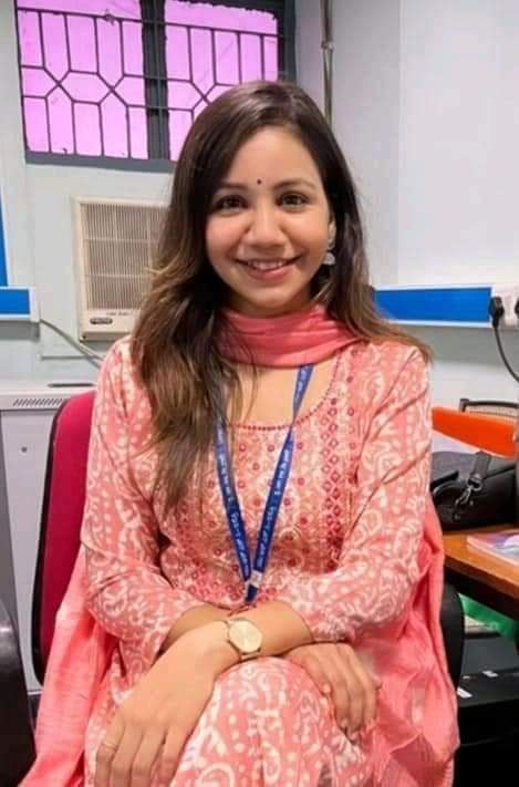 dhireshpatel7's tweet photo. चंद्रयान -3 की वैज्ञानिक टीम में मंडला की बेटी सुरभि नामदेव भी रहीं शामिल ।
जिले के लिए गौरव की बात ।। https://t.co/ShzVaexRSs