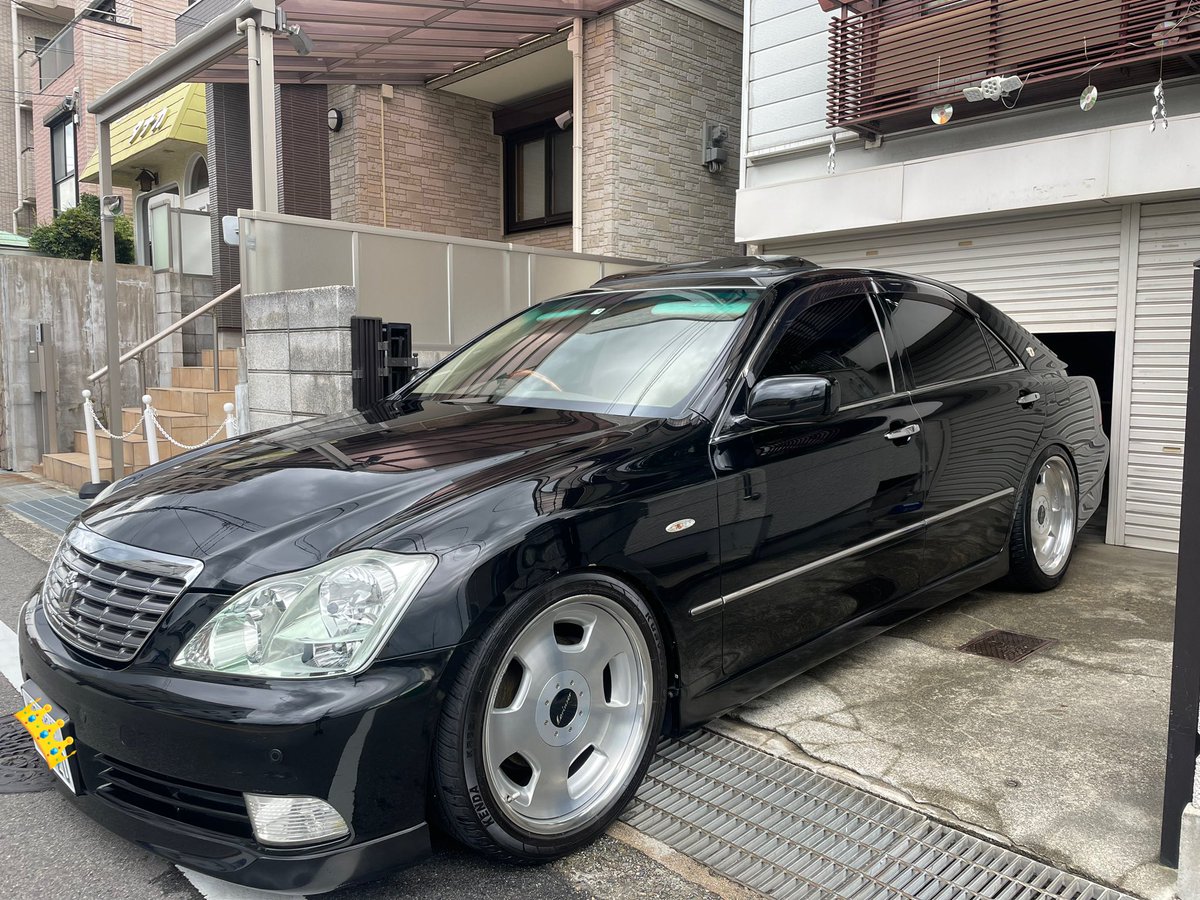 _jkun_1015's tweet photo. CROWN カッコいい😎
CROWN 大好き💕😘
ゼロクラは　安いカッコいい！
ダッシュボード上の割れが、なければ
完璧😢😢😢🥺🥺🥺🥺 https://t.co/ugx3VCQAxk