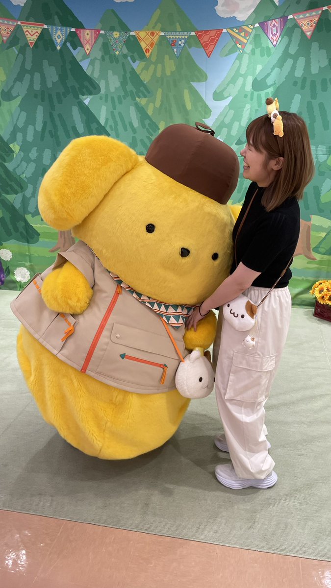 __123373's tweet photo. ピューロランドいきました　プリンくんにスリスリされて大喜びの私 https://t.co/iCwjpZGjX3