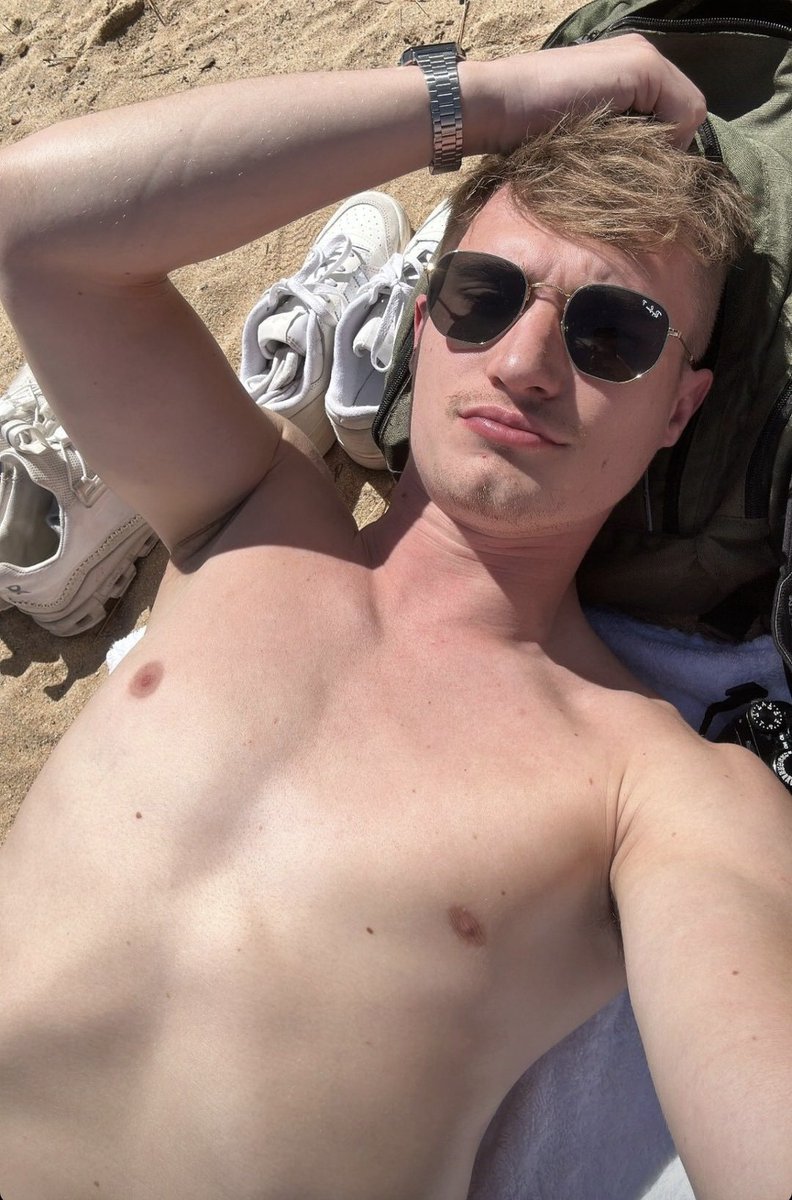 FitFamousMales's tweet photo. JACK LAUGHER 😍🔥 https://t.co/2WksVXCFGu