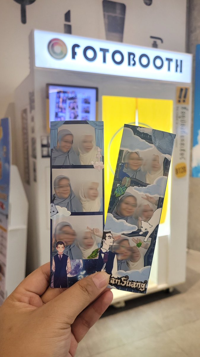 thephakphum's tweet photo. WE FOUND THE PHOTOBOOTH! 💚

@Phakphumsocials @MilePhak_MYSG @MilePhakphumUSA @MilePhak_KRFC @MilePhakphumJFC

@MilePhakphum #MilePhakphum #MansuangWithMile #CHATRAxMansuang https://t.co/OamswsiUSu