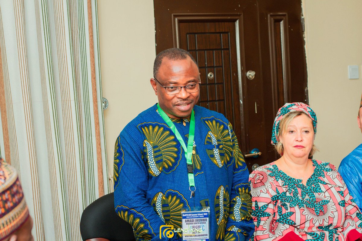 mahmoudbukar's tweet photo. Securing community involvement is crucial for diversifying #iPSc models from indigenous Africans. Grateful for His Royal Highness, The Emir of Damaturu's endorsement and assurance of community participation in our research. 🧬🤝 #CommunityScience #BioRTC #AfricanResearch https://t.co/hGCpmbLzha